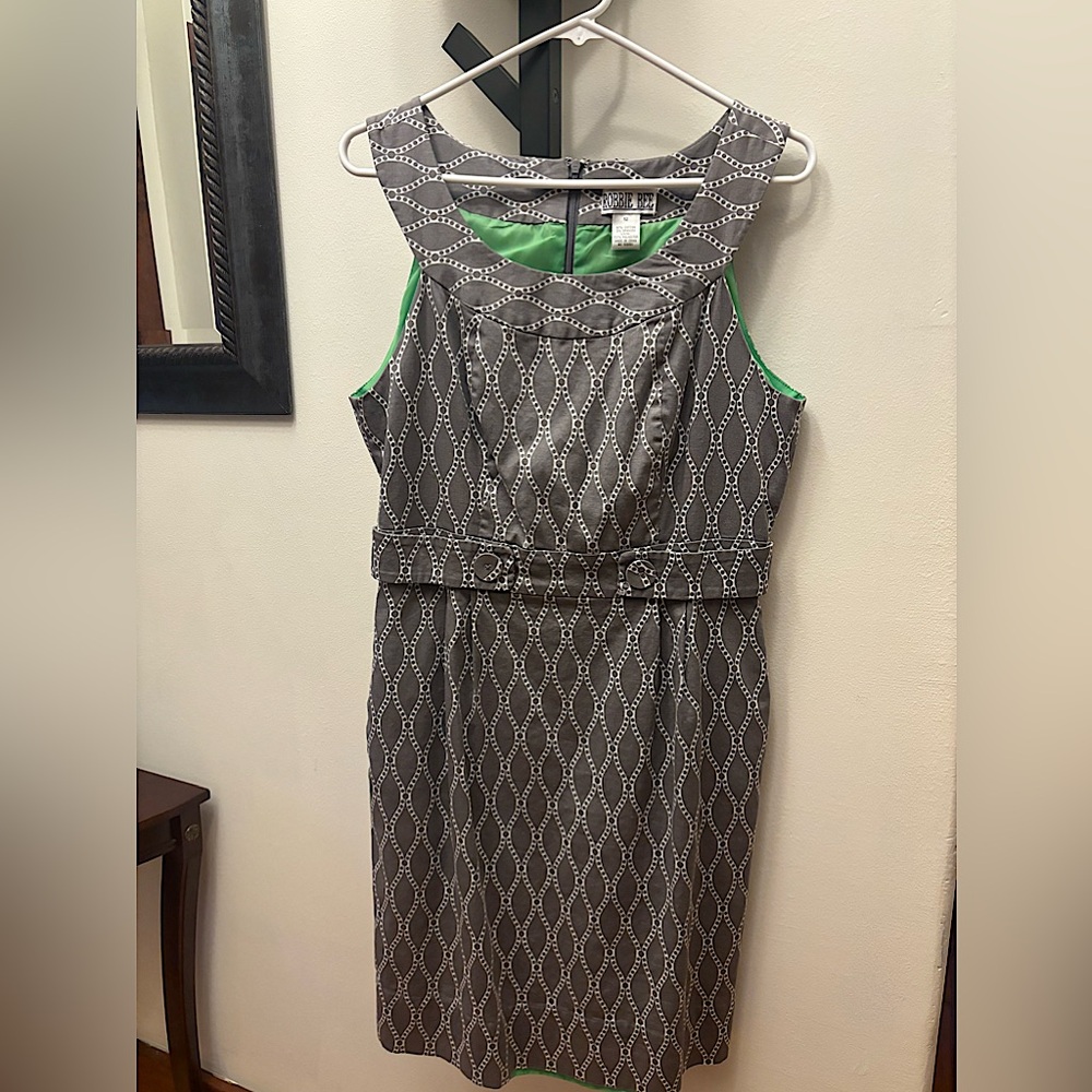 Robbie Bee- Gray and White Dress-Size-12 Great Condition.No flaws.